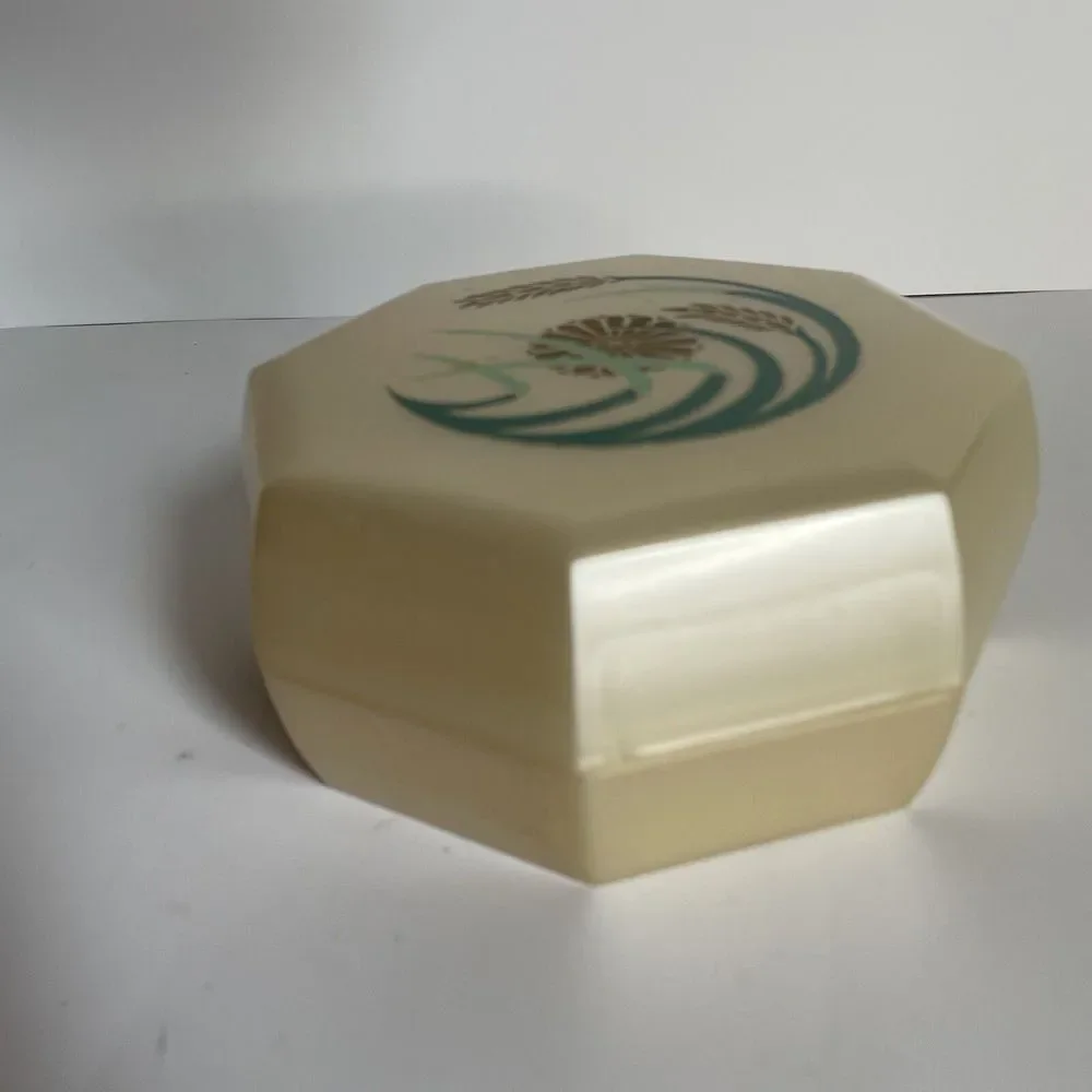 Vtg Merle Norman Cosmetics Octagon Celluloid Powder Box Floral &‎ Wheat Design